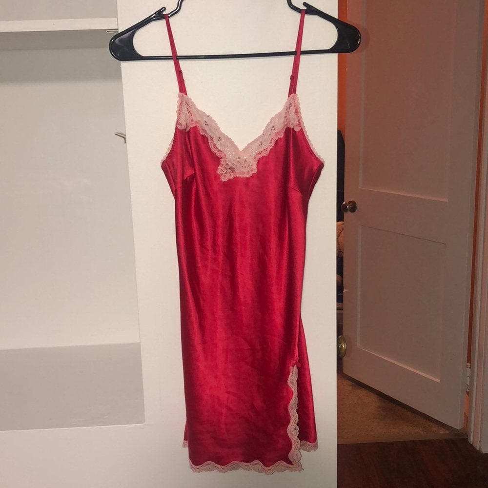 NWTWomen’s vs lingerie never worn!!!